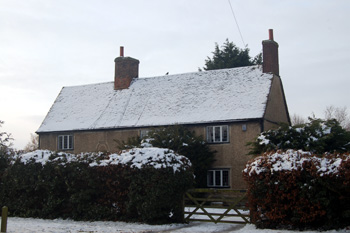 272 to 274 Bedford Road Christmas Eve 2010
